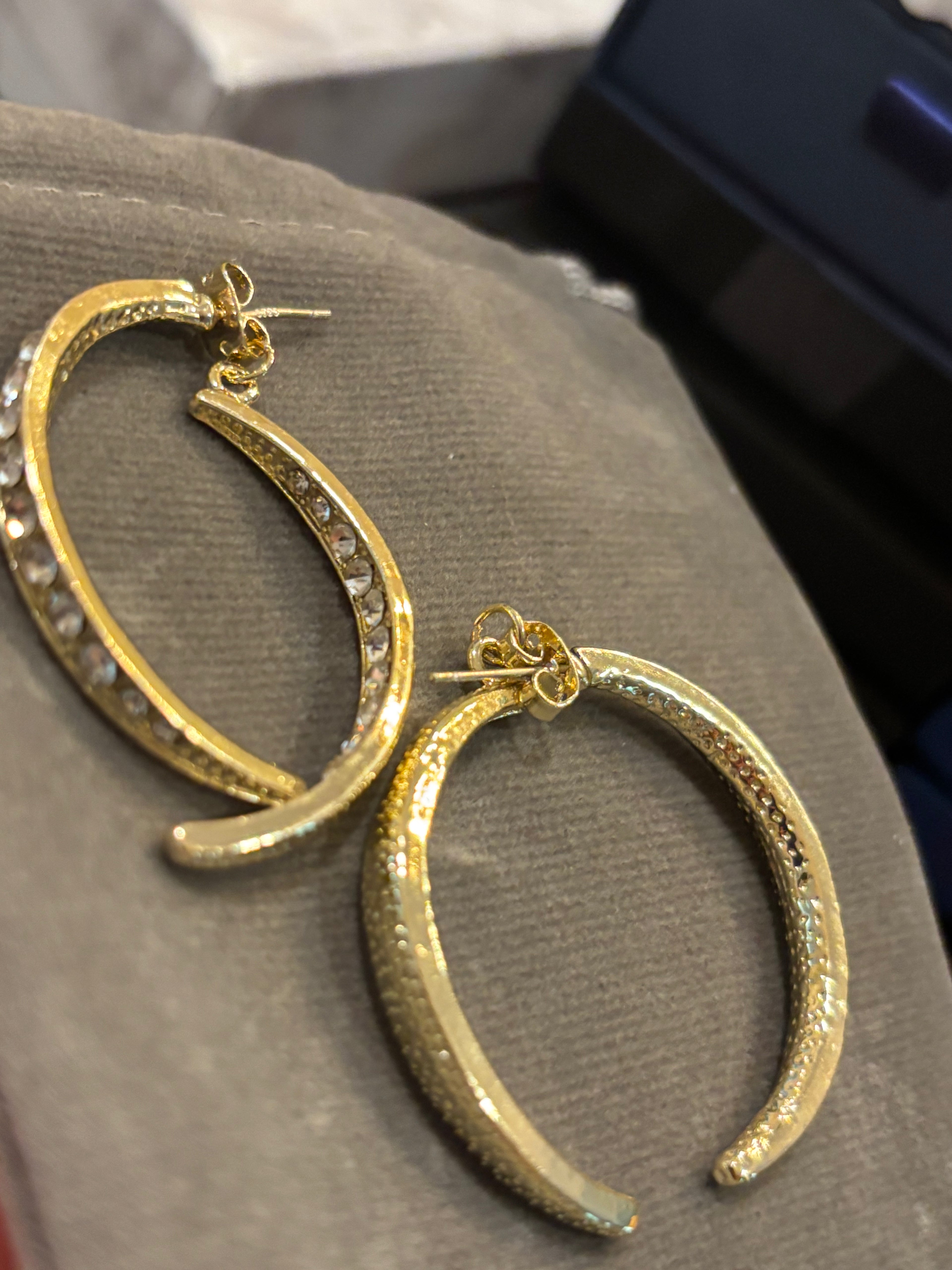Earrings for women's